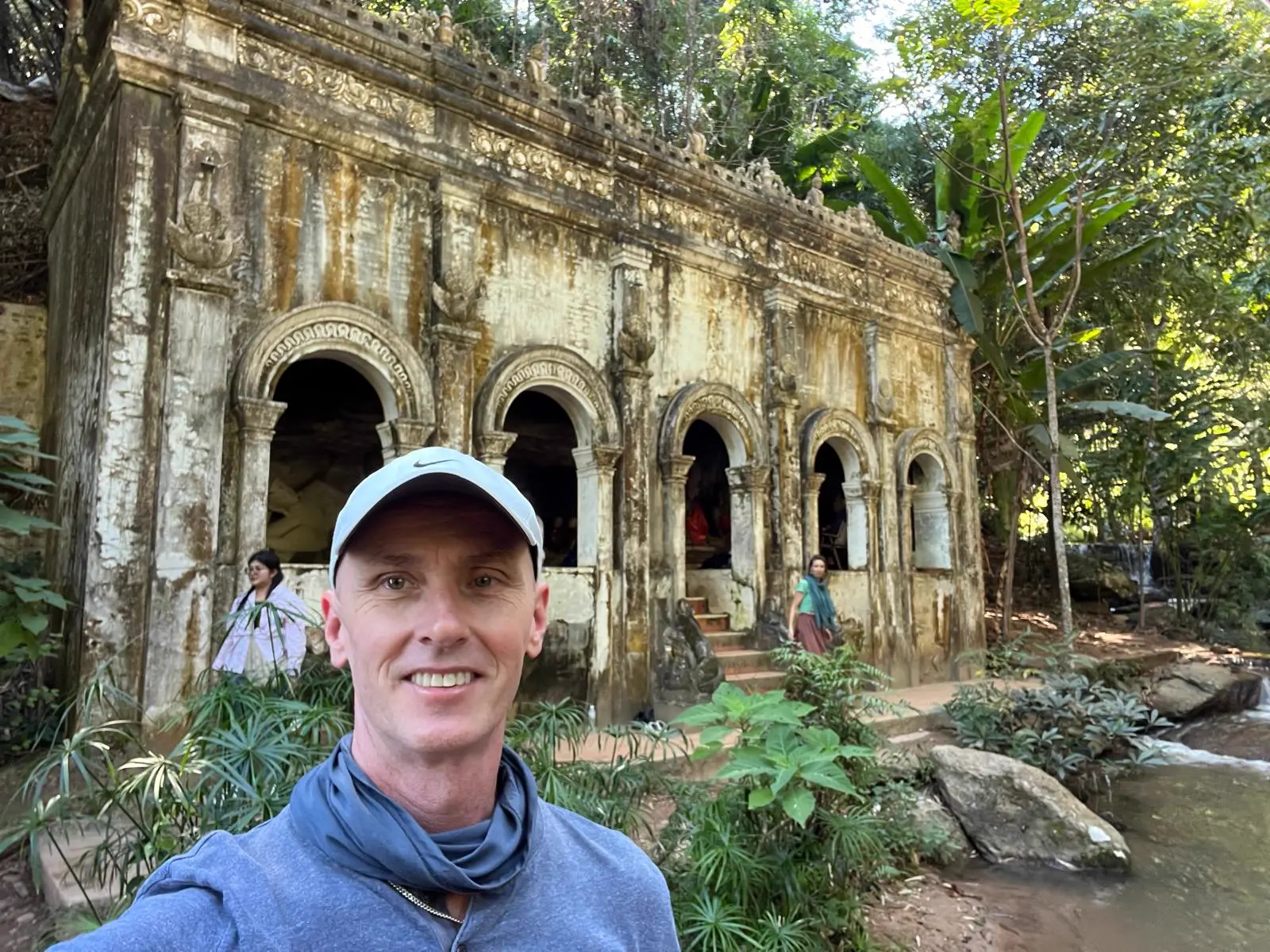 Robbie Vee in Chiang Mai Thailand gallery photo